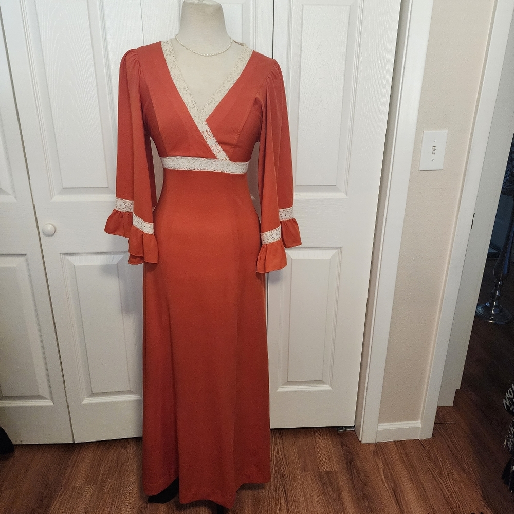 Vintage Rust & Cream Empire Wasit Prairie Lace Ruffle Bell Sleeved Dress - Picture 16 of 16